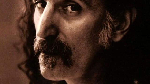 Food Gathering In Postindustrial America The Yellow Shark di Frank Zappa