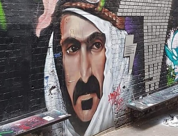 ACDC Lane al centro della città di Melbourne (Victoria, Australia) dipinto dedicato a Frank Zappa