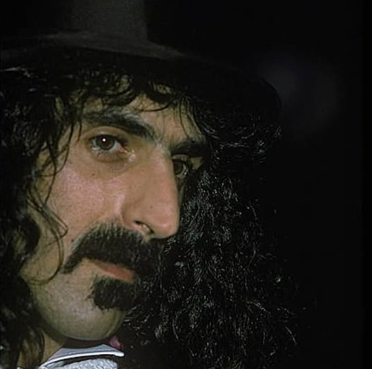 “Sono un devoto pagano. Detesto la religione per quello che ha fatto alla specie umana…