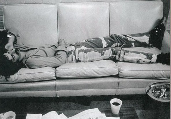 “Ricordi il vecchio proverbio? Conosci la verità e la verità ti renderà libero?…