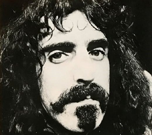 “Nella mia mente non c’è differenza tra far ridere qualcuno e far pensare qualcuno…