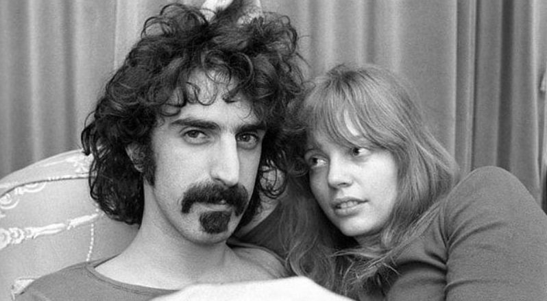 Frank Zappa e la prima volta con Gail: voci nella mente