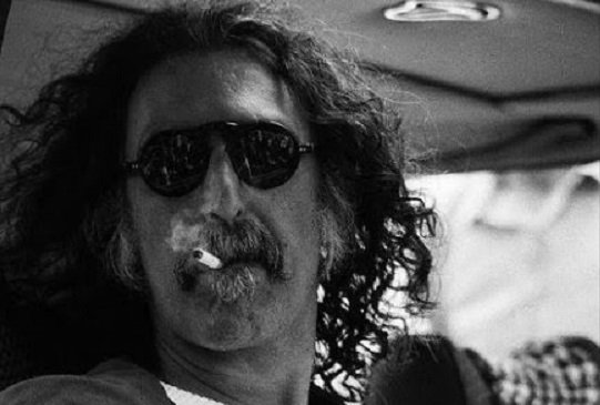 FZ: “Nella mia mente, un mostro sarebbe una persona che…