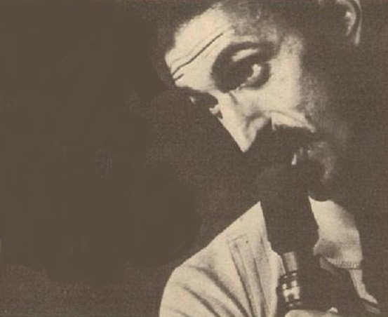 “La differenza tra musicisti classici e rock è…