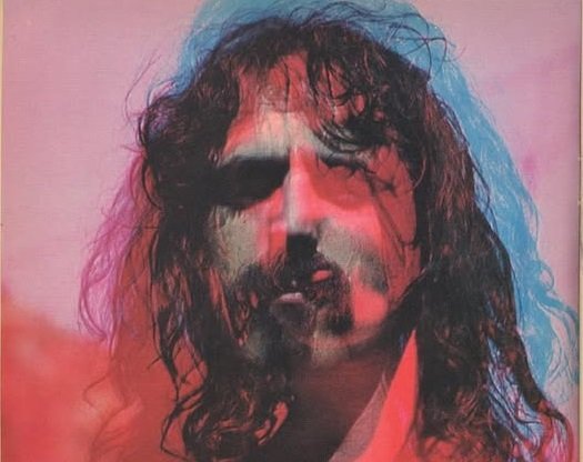 FZ: “La musica è sempre un commento sulla società e, di sicuro, le atrocità sul palco…