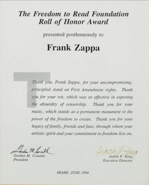 La Freedom to Read Foundation assegna a Zappa un certificato