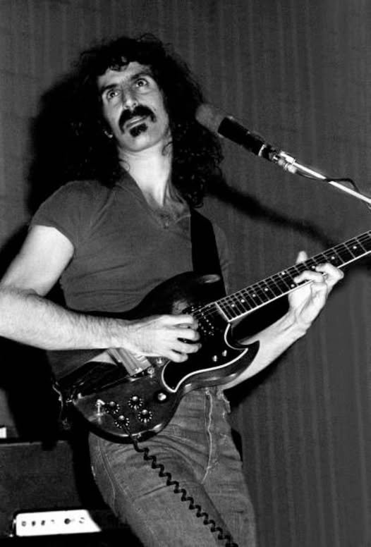 Frank Zappa e le richieste assurde rivolte al pubblico