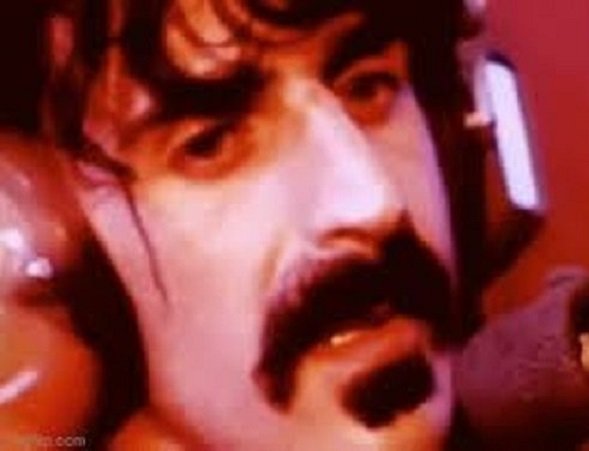 Frank Zappa ha usato lo pseudonimo di Lamar Brewster