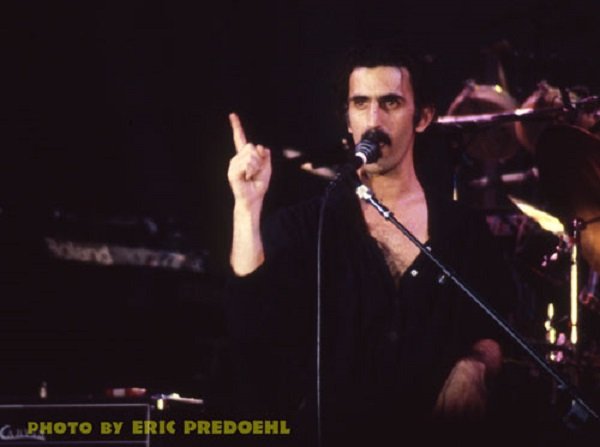 Broadway The Hard Way di Frank Zappa