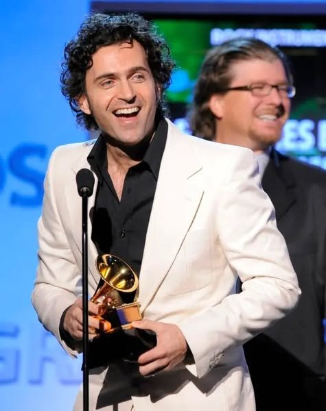 Dweezil Zappa Grammy Award Peaches en Regalia