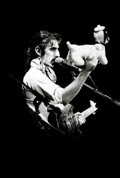 Frank Zappa e la musica del villaggio globale